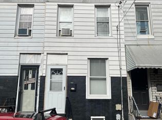 2834 Almond St, Philadelphia, PA 19134
