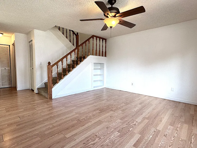 910 Big Tree Rd #803 — Photo 3