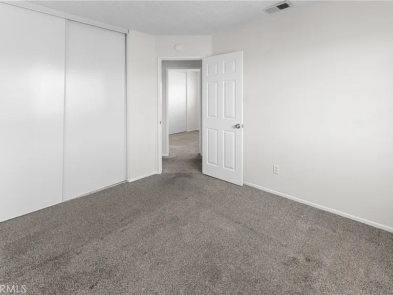 1232 Kings Rd — Photo 6