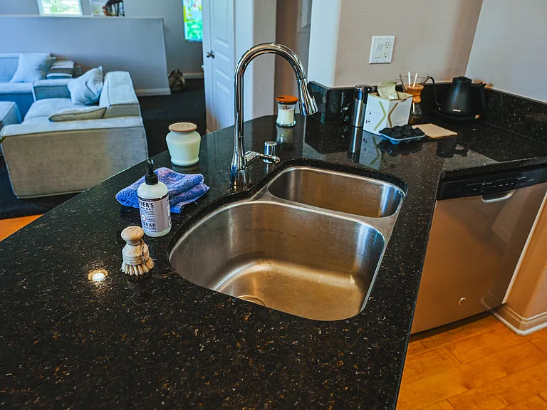 835 Harbor Cliff Way #286 — Photo 18