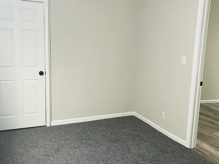 1917 W Madison St #1E — Photo 7