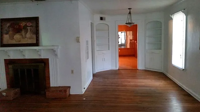 Building Photo - 1301 Foster Ave