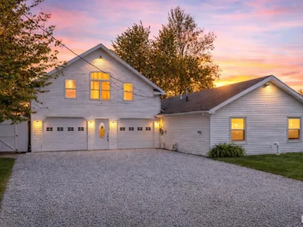 2145 E 770 S, Wolcottville, IN 46795