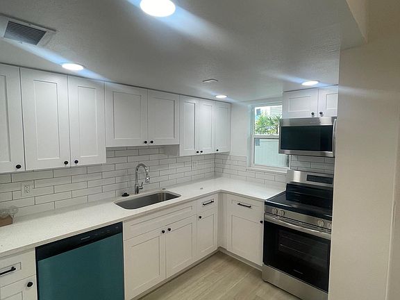 3rd image of 2815 W Horatio St APT 2