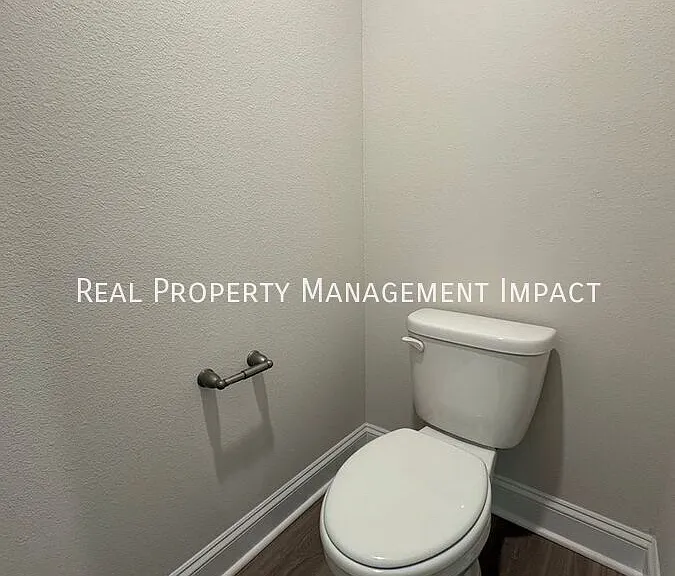 509 Southwick Pl — Photo 40