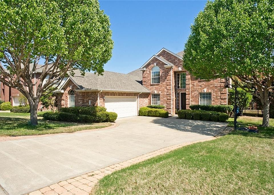 1st image of 5216 Water Oak Dr