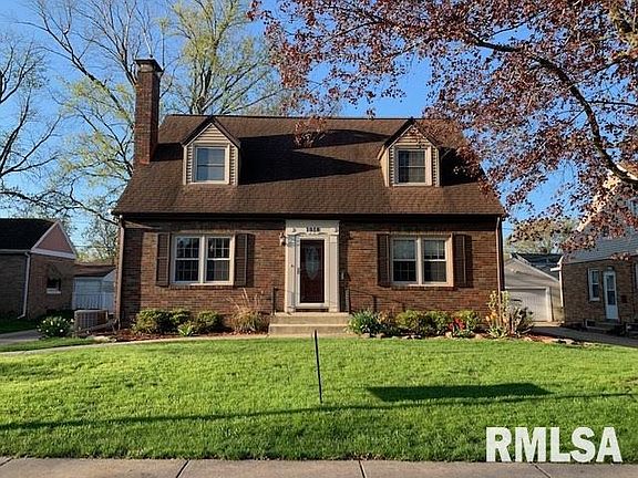 2nd image of 1018 E Norwood Ave