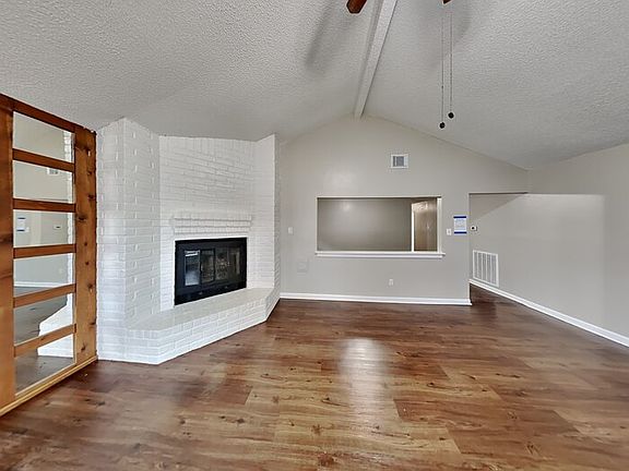 5th image of 20113 Burle Oak Dr