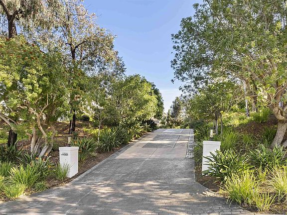 3rd image of 17515 Circa Oriente