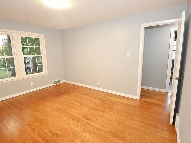 56 West St — Photo 10