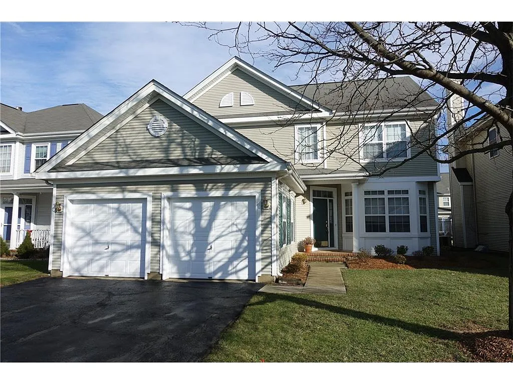 19 Paddock Dr photo 1