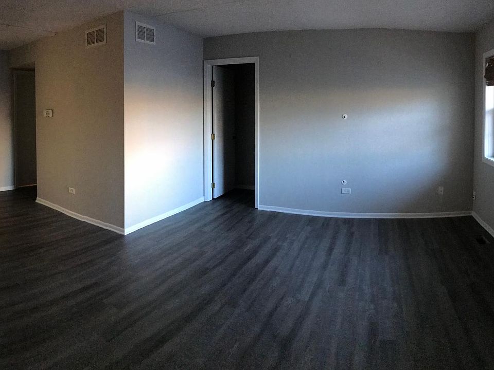 1st image of 1516 W Jefferson Ave