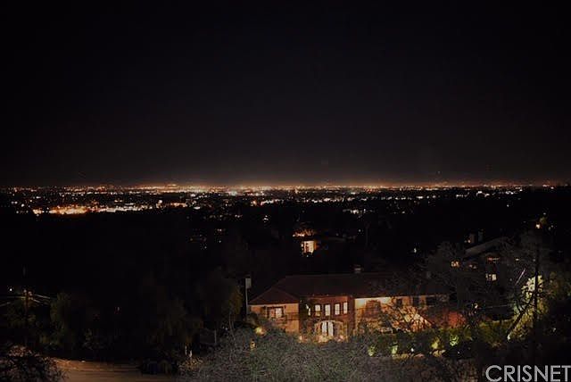 1st image of 4777 Brewster Dr