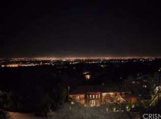 4777 Brewster Dr, Tarzana, CA 91356