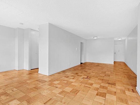 3rd image of 247 W 87th St #9C