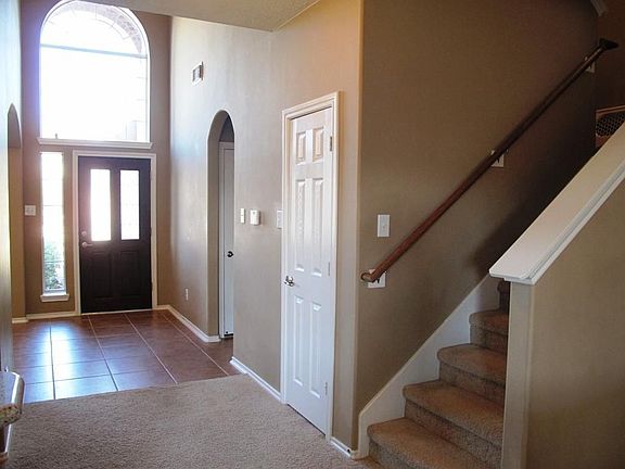 3rd image of 2543 Sandvalley Way