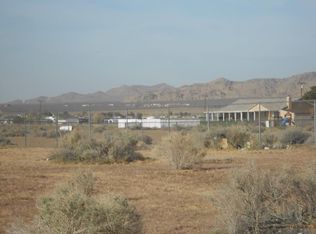 15396 Blackfoot Rd, Apple Valley, CA 92307