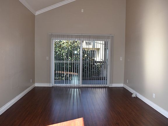 69679BE9-F761-4CAA-8A46-5A421E14B84A