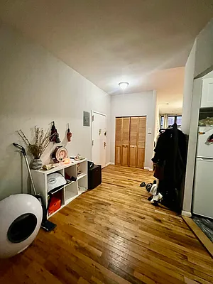 Rented by REAL New York | media 6