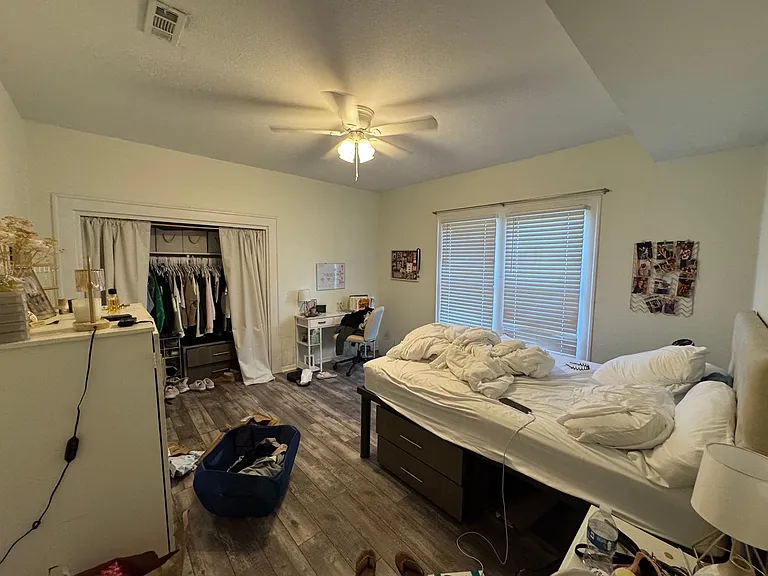 1405 James Ave — Photo 5