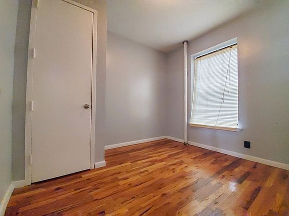 4th image of 1298 De Kalb Ave