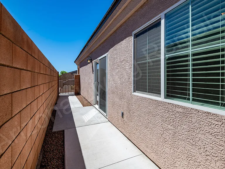 733 Pala Mesa Dr — Photo 28