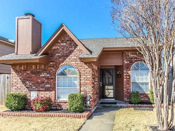 2nd image of 2117 Parkview Dr