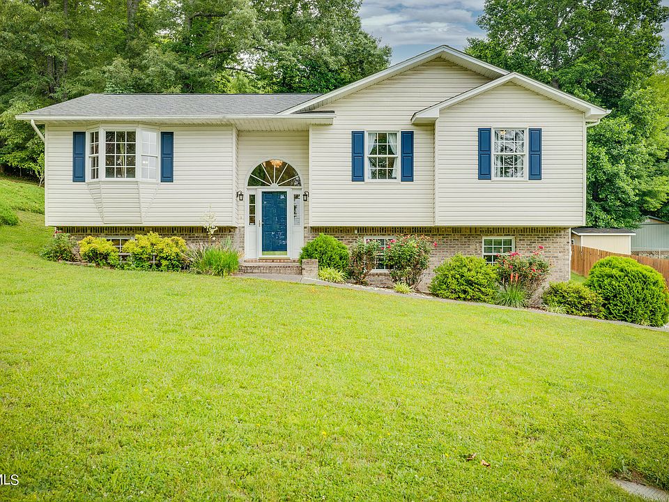 1st image of 180 Ashley Dr
