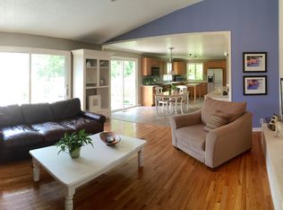 1631 N 2504th Rd, Ottawa, IL 61350