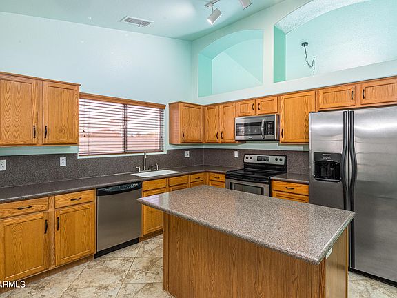 5th image of 1672 E Carolyn Way