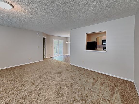 3rd image of 4440 Riverbrook Ln