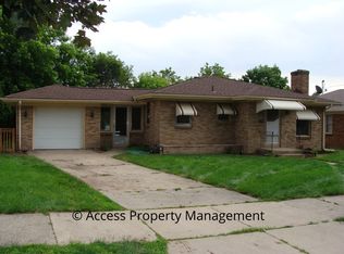 1340 Garfield Ave NW, Grand Rapids, MI 49504