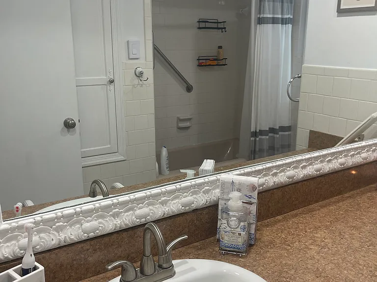 2121 E Kendall Cir — Photo 28