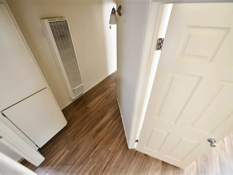 1909 Dwight Way — Photo 10