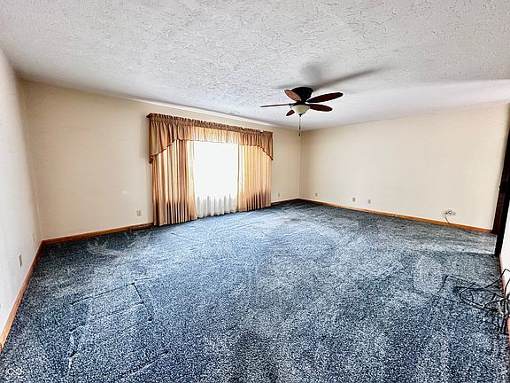 2nd image of 204 W Berry St