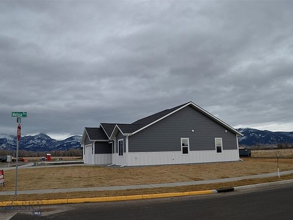 4th image of 2310 Lark Ln
