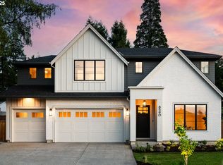 8590 SW Laurel Leaf Ln, Portland, OR 97225