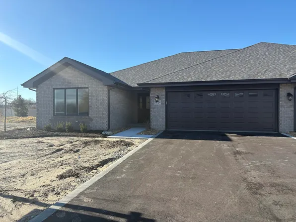 8424 Shell Dr, Saint John, IN 46373