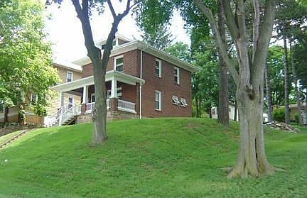 2nd image of 5513 5th Ave