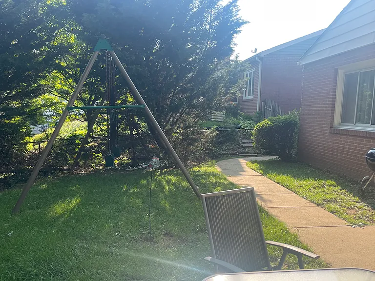 Sanford Rd — Photo 2