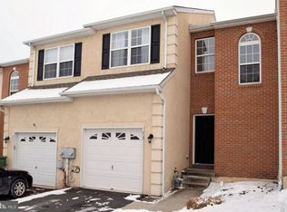 73 Green View Dr, Pottstown, PA 19464
