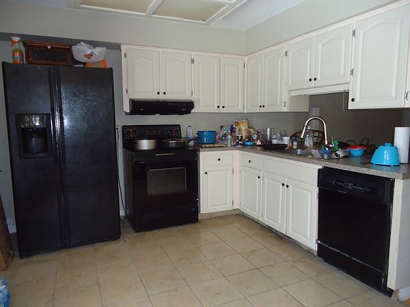 4th image of 746 Rustic Oaks Dr