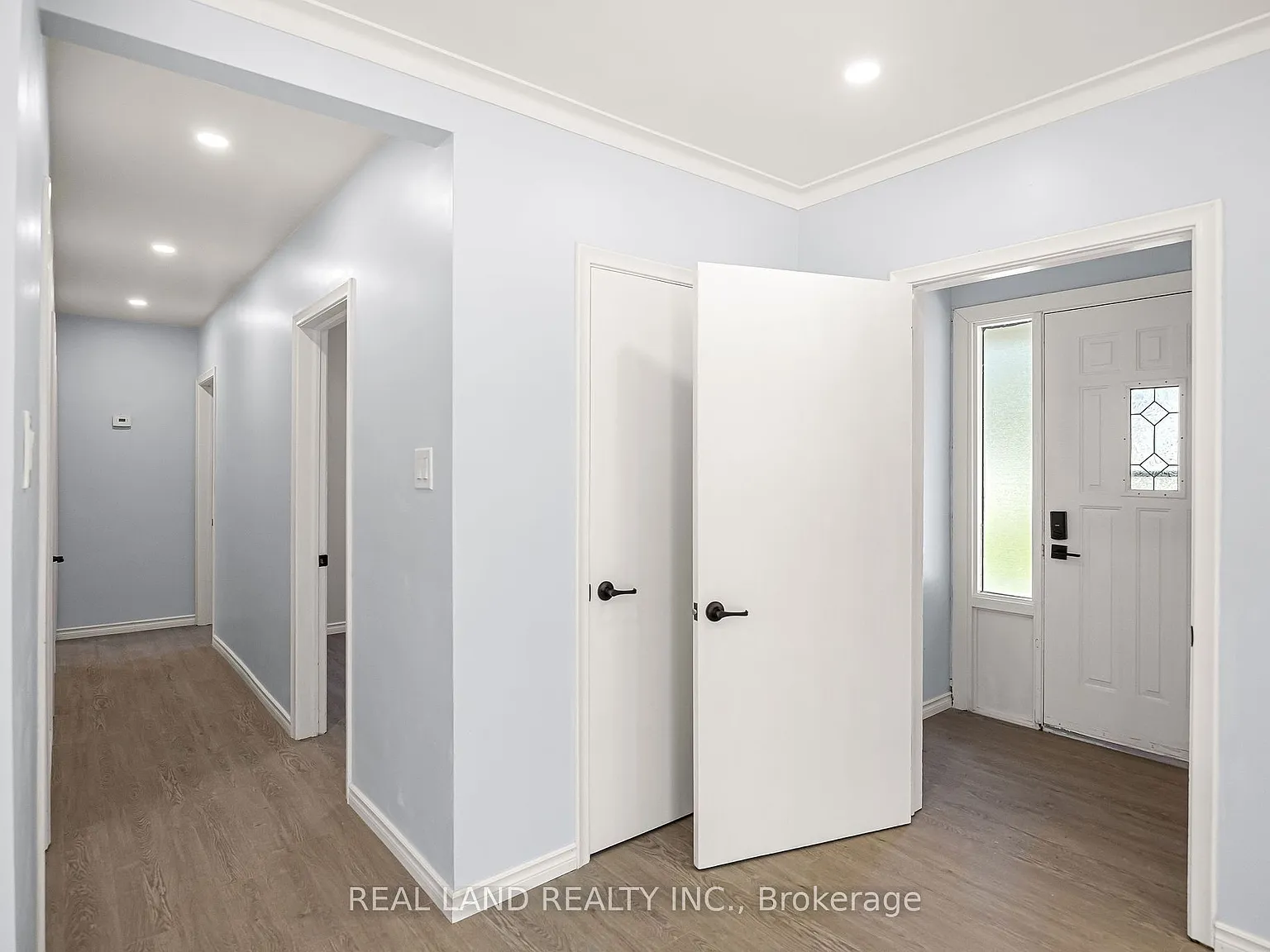 3 bed, $2,800 — Photo 4