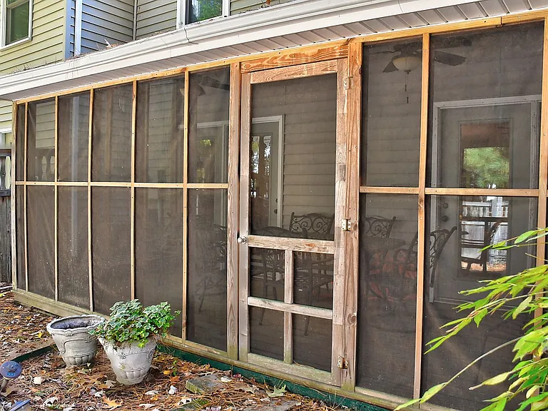 306 Esplanade Pl — Photo 31