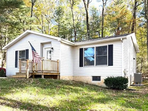 181 Lutz Ln, Port Matilda, PA 16870