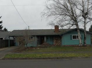 531 W B St, Lebanon, OR 97355