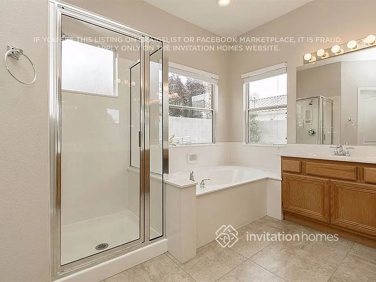 5624 Tropic Mist St — Photo 16