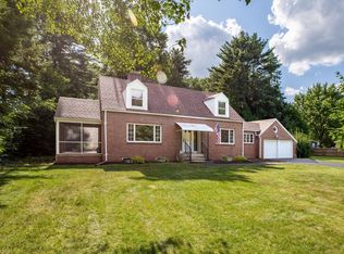 1882 Parker St, Springfield, MA 01128