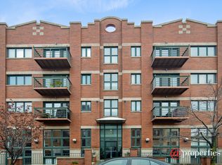 2033 W Superior St APT 2W, Chicago, IL 60612