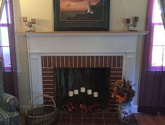 4th image of 2144 Coleman Dr